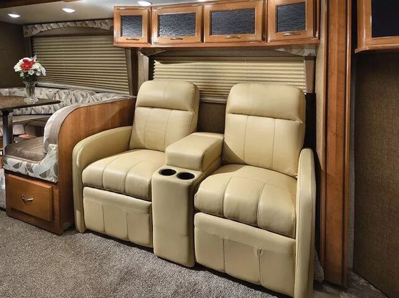 2018 Coachmen Concord 300DS Review