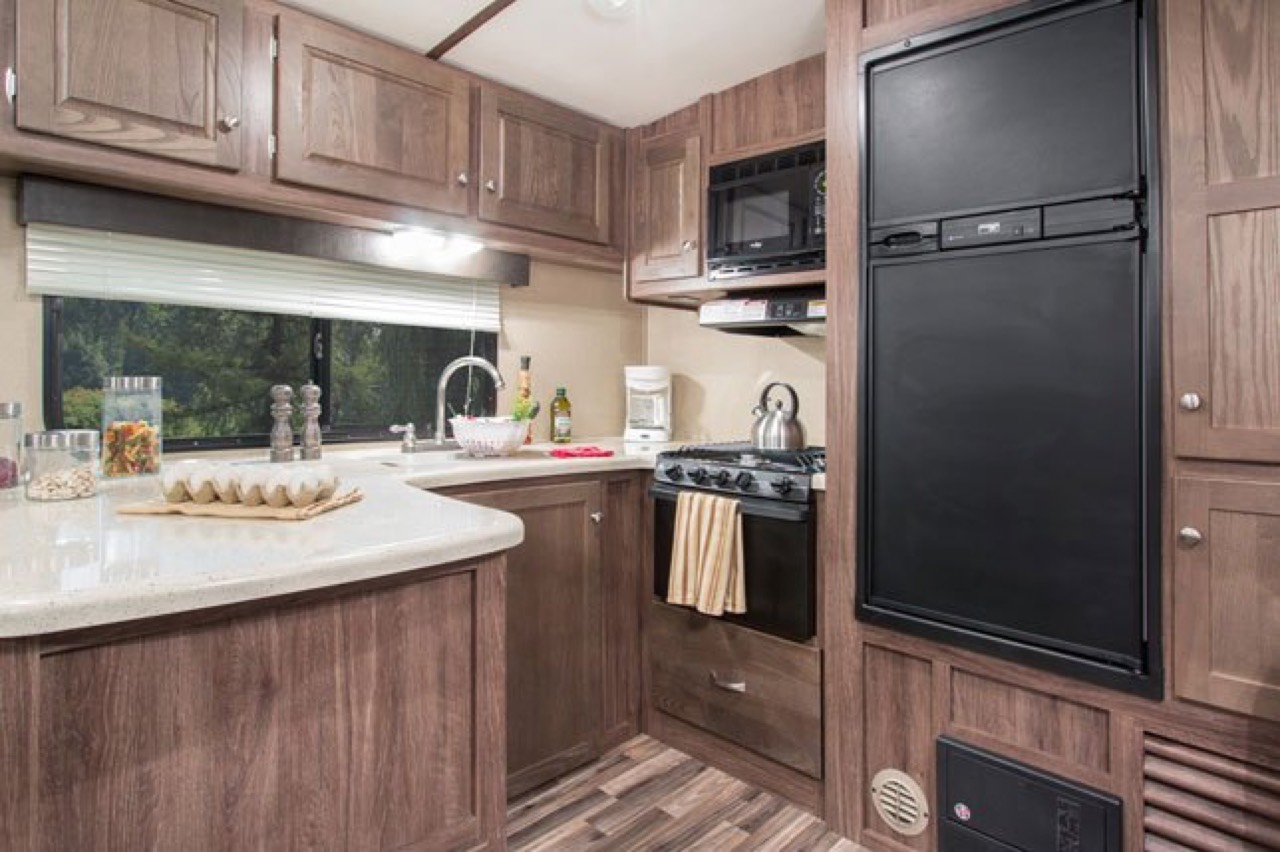 2018 Dutchmen Aerolite 294RKSS Review