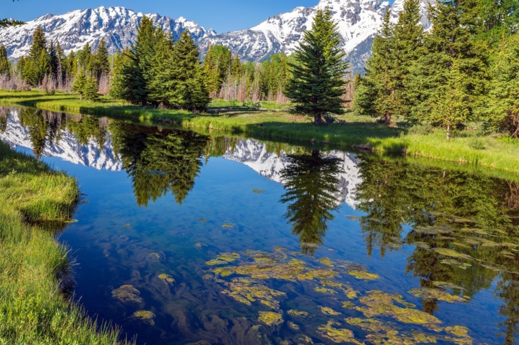 The Best RV Routes and Stops in Wyoming
